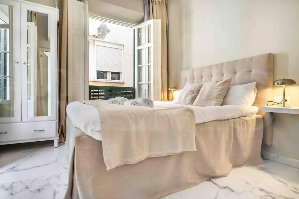 Central & Authentic Apartment With Balcony By Rems Malaga 0*,  Spain