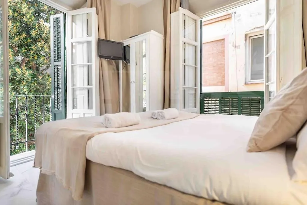 Central & Authentic Apartment With Balcony By Rems Malaga